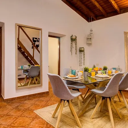 La Casita De Taucho